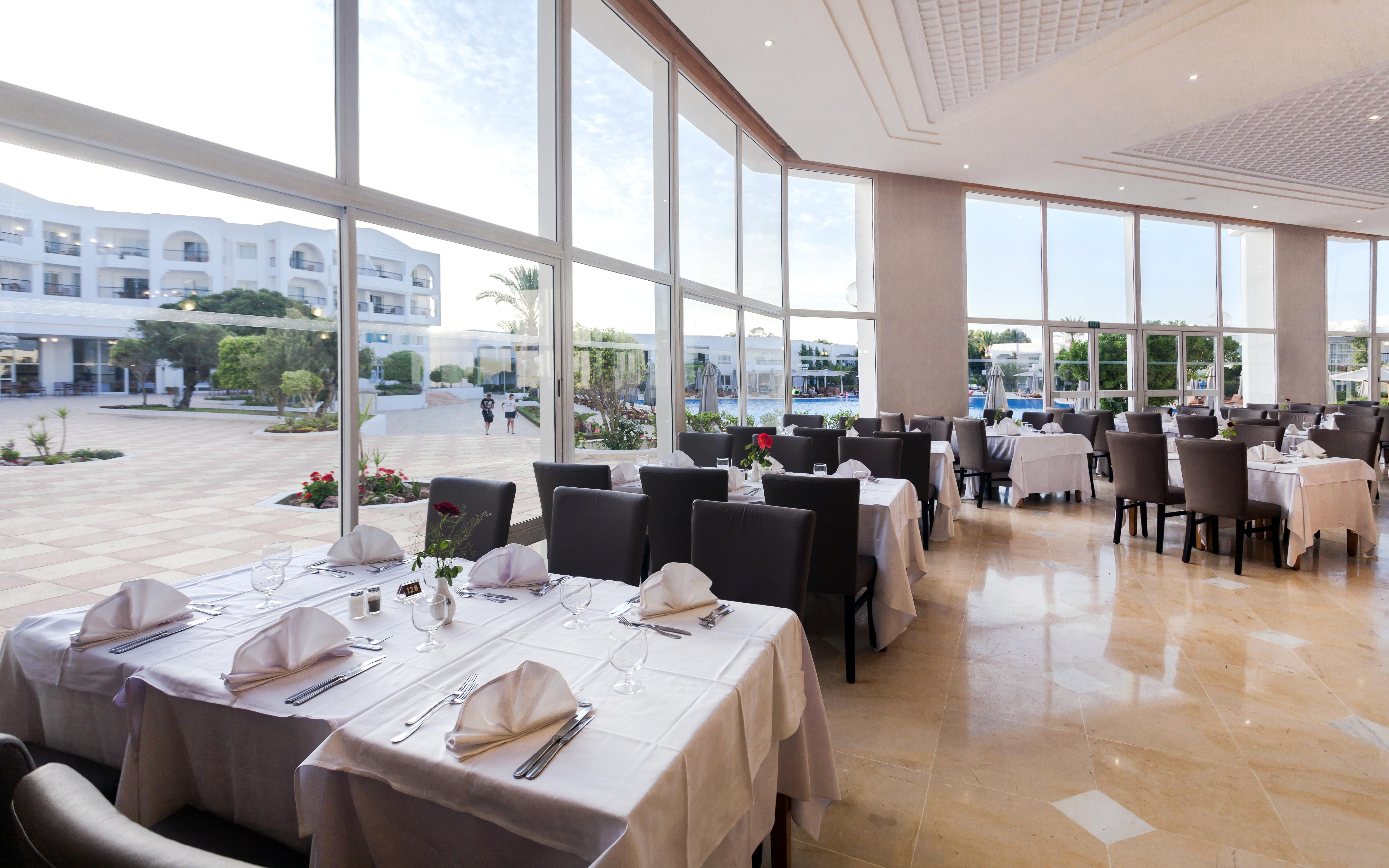 Готель El Mouradi Камарт Екстер'єр фото Restaurant